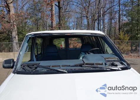 1995 Chevrolet Astro z USA, uszkodzony, nr VIN 1GCDM19W8SB229178